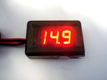 Вольтметр 12V червоний. диспл. на скотчі (Стандарт) MASTER:00000022403 фото